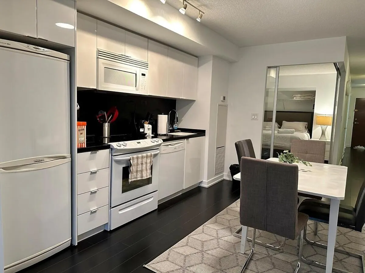 Apartamento Spacious & Central 1 Bdrm 2 Real Beds Toronto Canadá