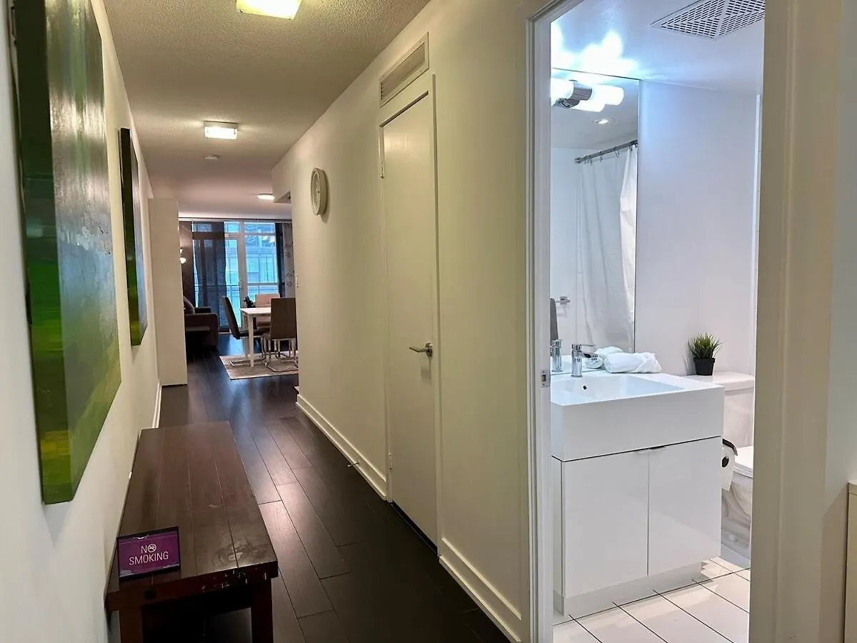 Spacious & Central 1 Bdrm 2 Real Beds 多伦多